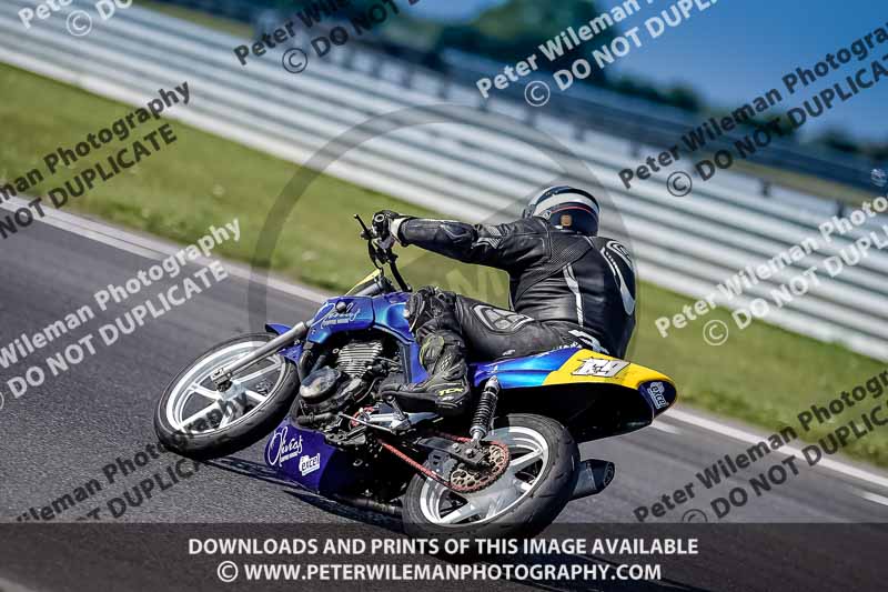 enduro digital images;event digital images;eventdigitalimages;no limits trackdays;peter wileman photography;racing digital images;snetterton;snetterton no limits trackday;snetterton photographs;snetterton trackday photographs;trackday digital images;trackday photos